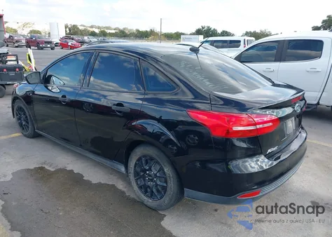 2016 Ford Focus S из США, поврежденный, VIN 1FADP3E26GL297301